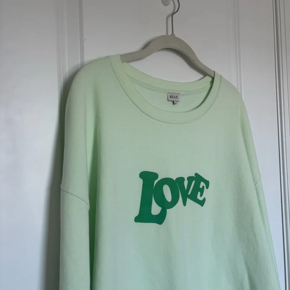 KULE Anthropologie Oversized 70s Love Sweatshirt_8